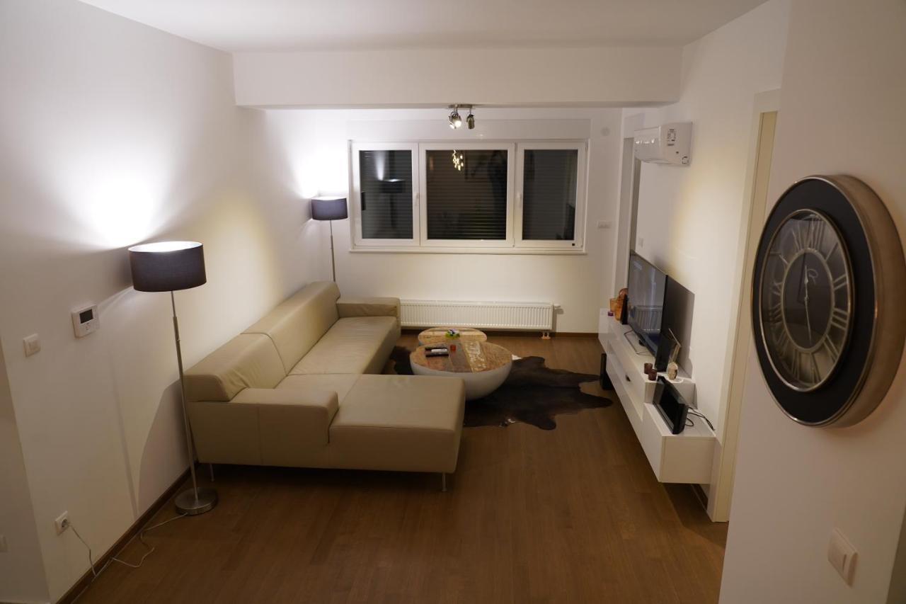 Jackey Apartment Banja Luka Buitenkant foto